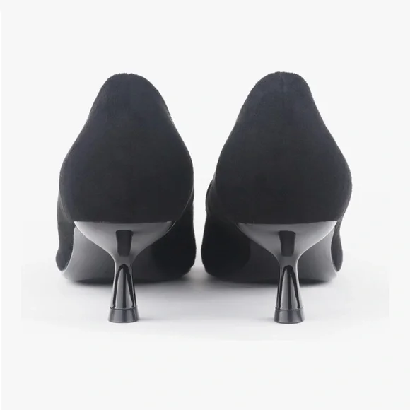 NWT Black Suede Women's Shoes - Picture 2 of 9